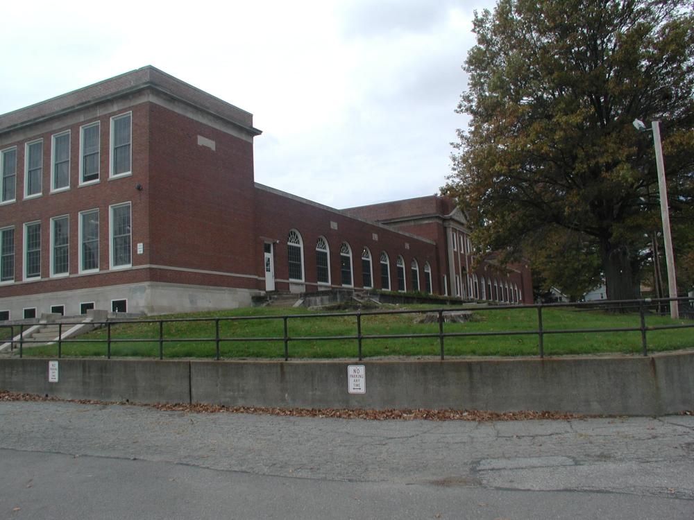 Franklin, Benjamin, School of Tomorrow & Garden