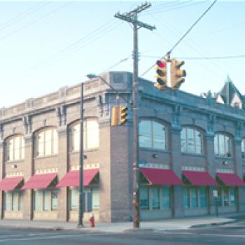 Farnsworth Building - Pearl and Archwood looking southwest